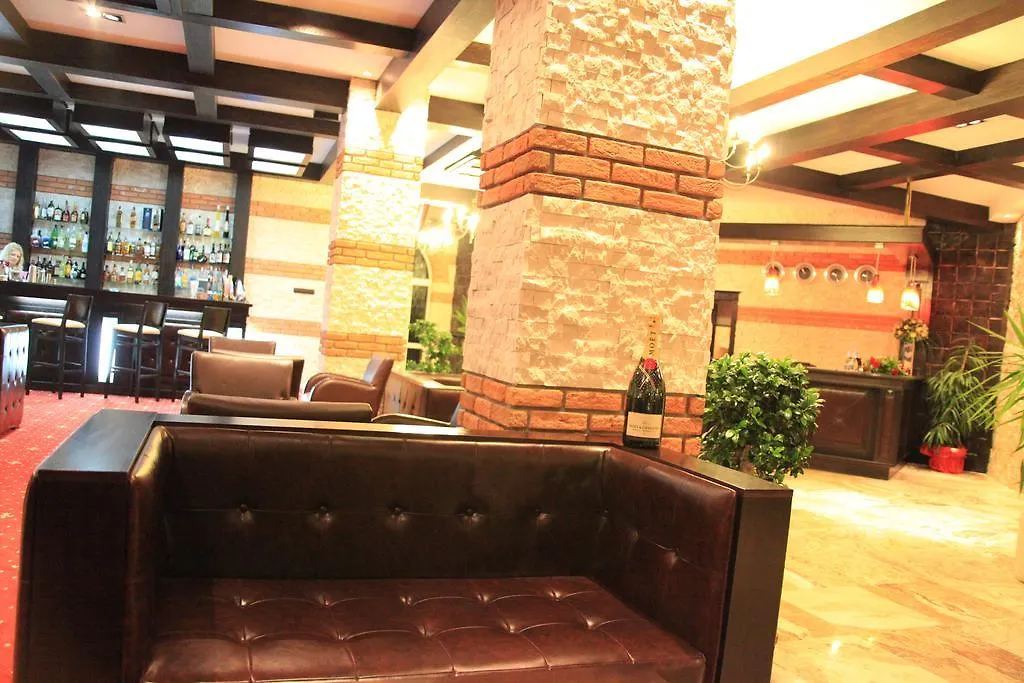 The Mill Hotel / Melnicata-1